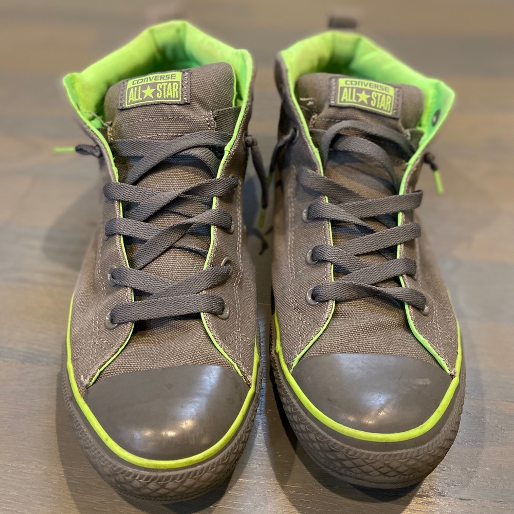 Size 12 Men’s Converse All Stars